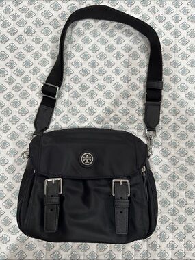 Tory Burch
Small Virginia Messenger Bag